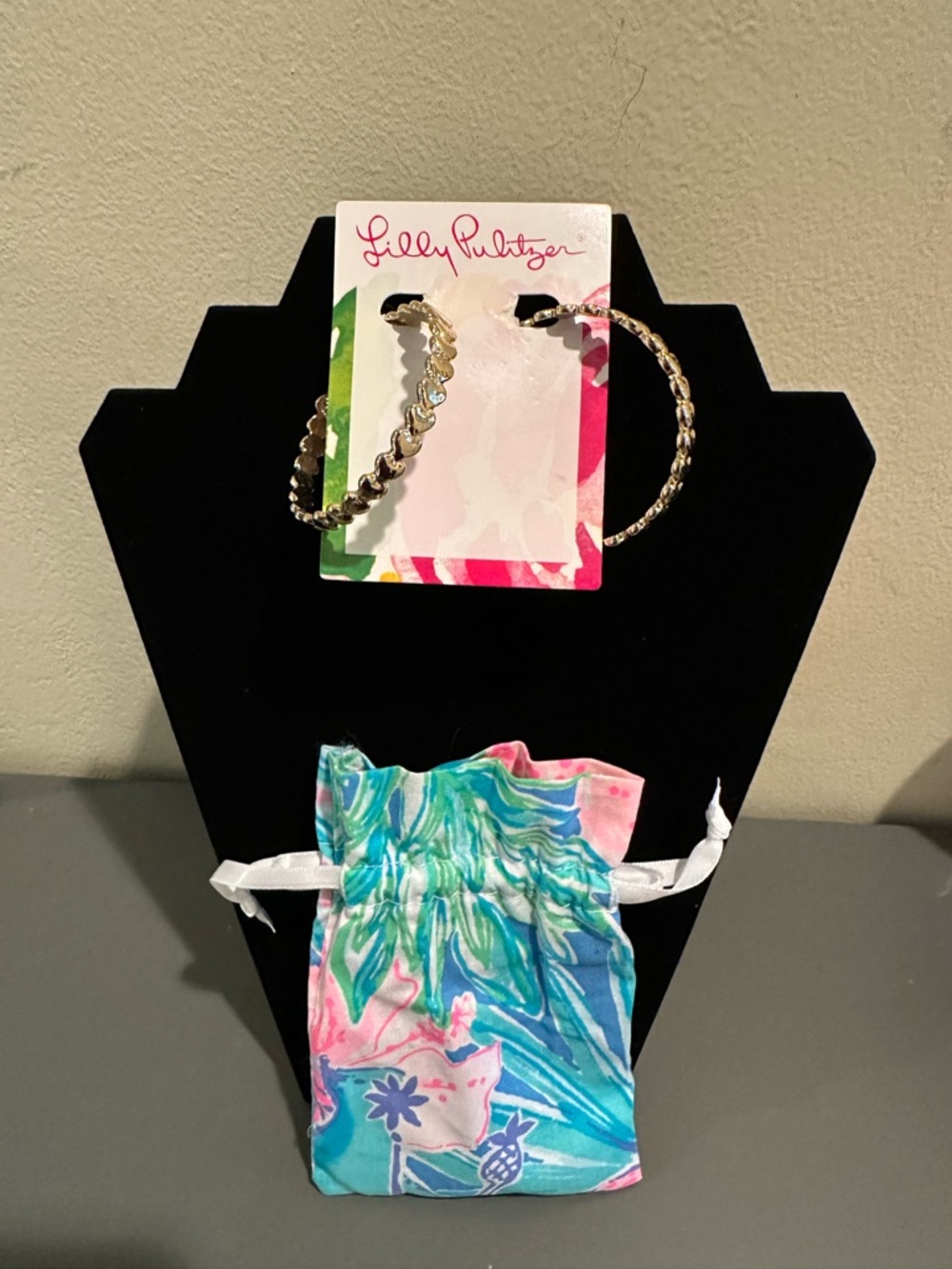 Lilly Pulitzer Gold Perfection Hoop Earrings with Lilly Pulitzer Floral Pouch
